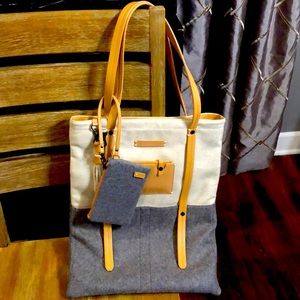 Sherpani Hadley laptop bag/purse. Like new